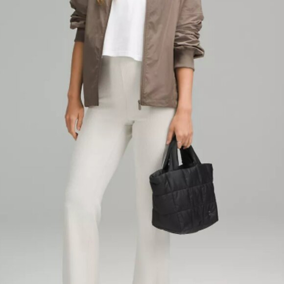 LULULEMON Black Quilted Grid Tote Bag Mini 5L - Picture 2 of 8